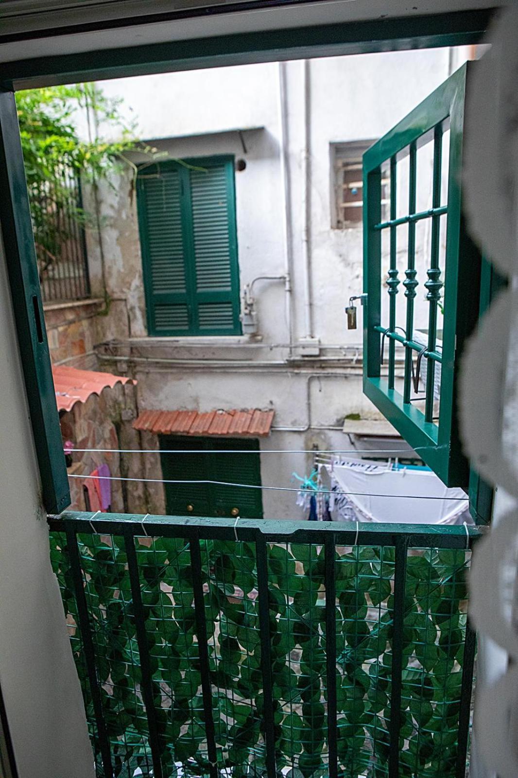 La Casetta Dei Miracoli Neapel Exterior foto